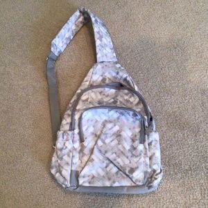 Thirty one sling bag